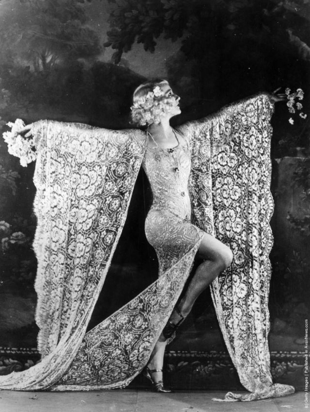 cabaret-dancers-17