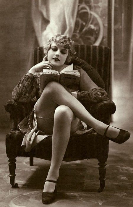 chair-reading