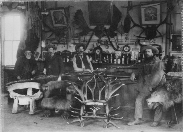 kinman-bar