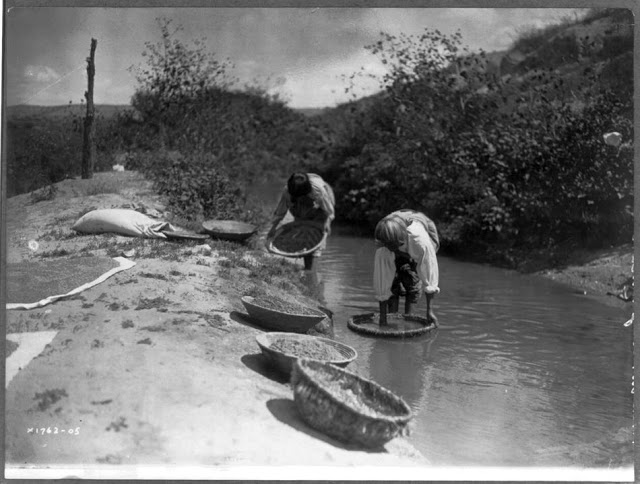 North American Indian Photographs, c (21)