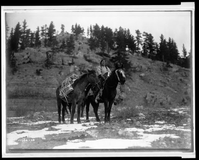 North American Indian Photographs, c (27)
